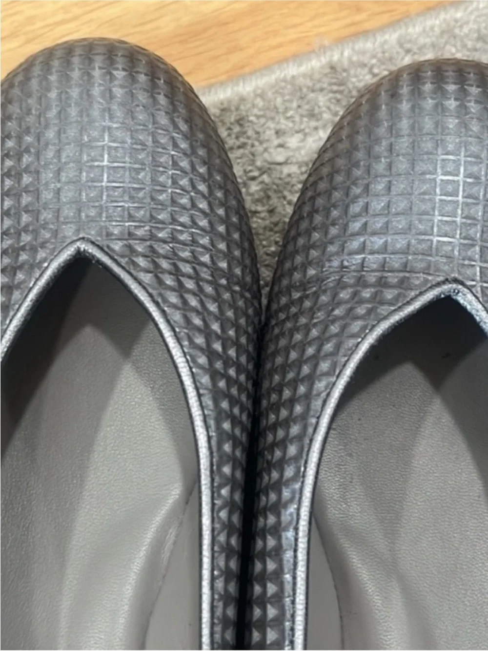 Eileen Fisher Gray Textures Flats, Size 8,5